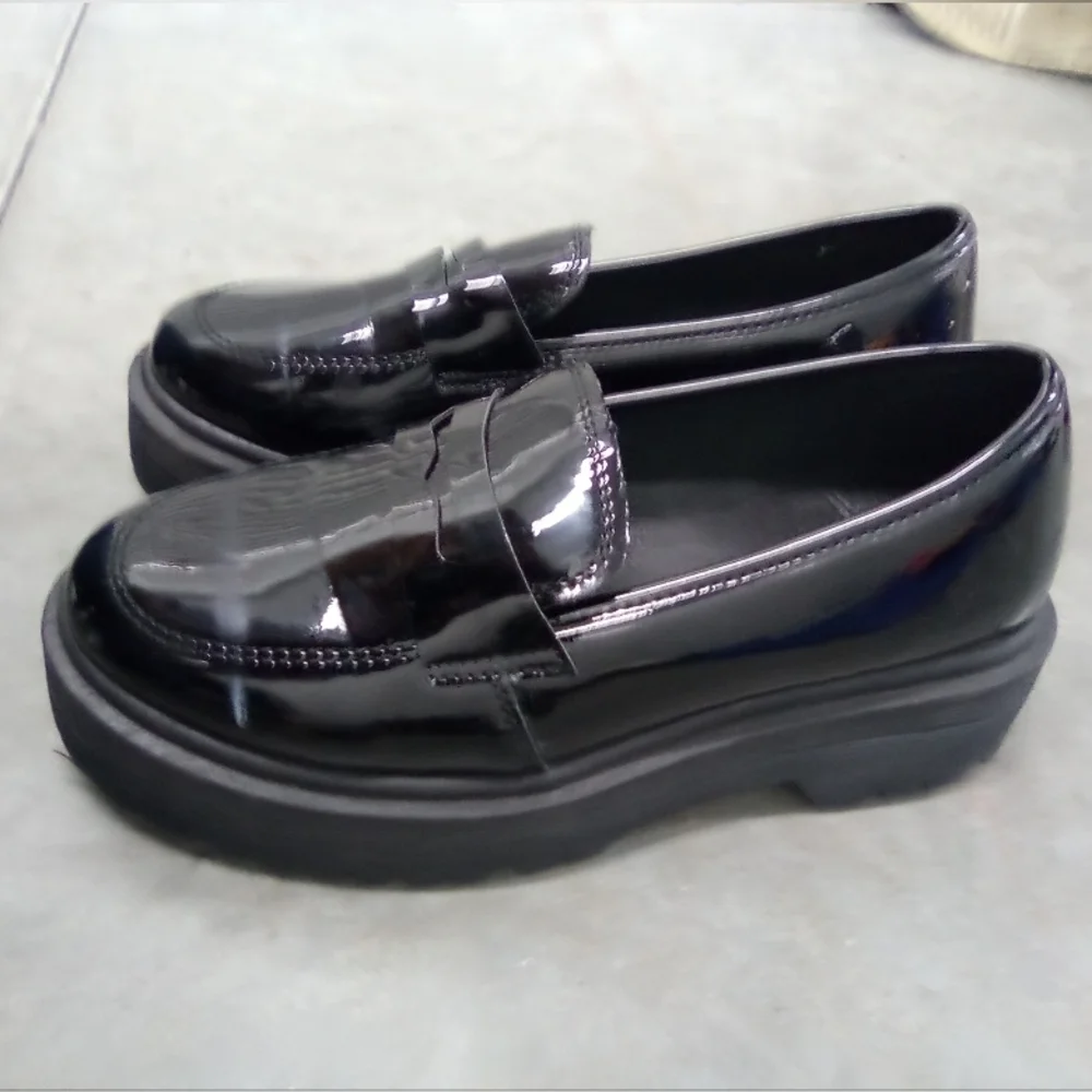 Lulu's Black Glossy Flats for Formal Occasions